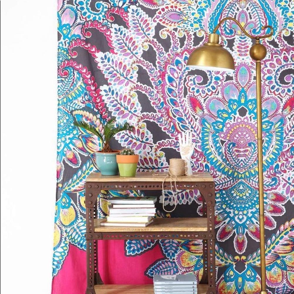 NWT Urban Outfitters Magical Thinking Paisley Floral Tapestry!